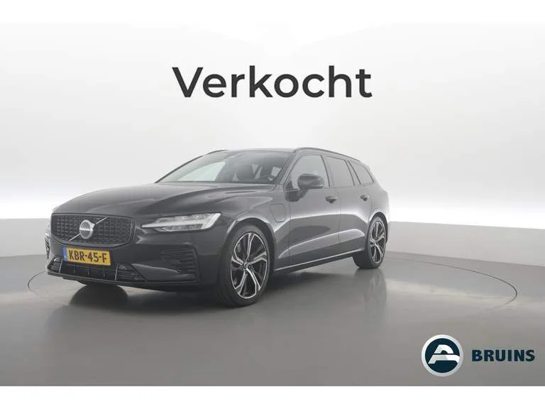 Volvo V60 (2022) — foto 1