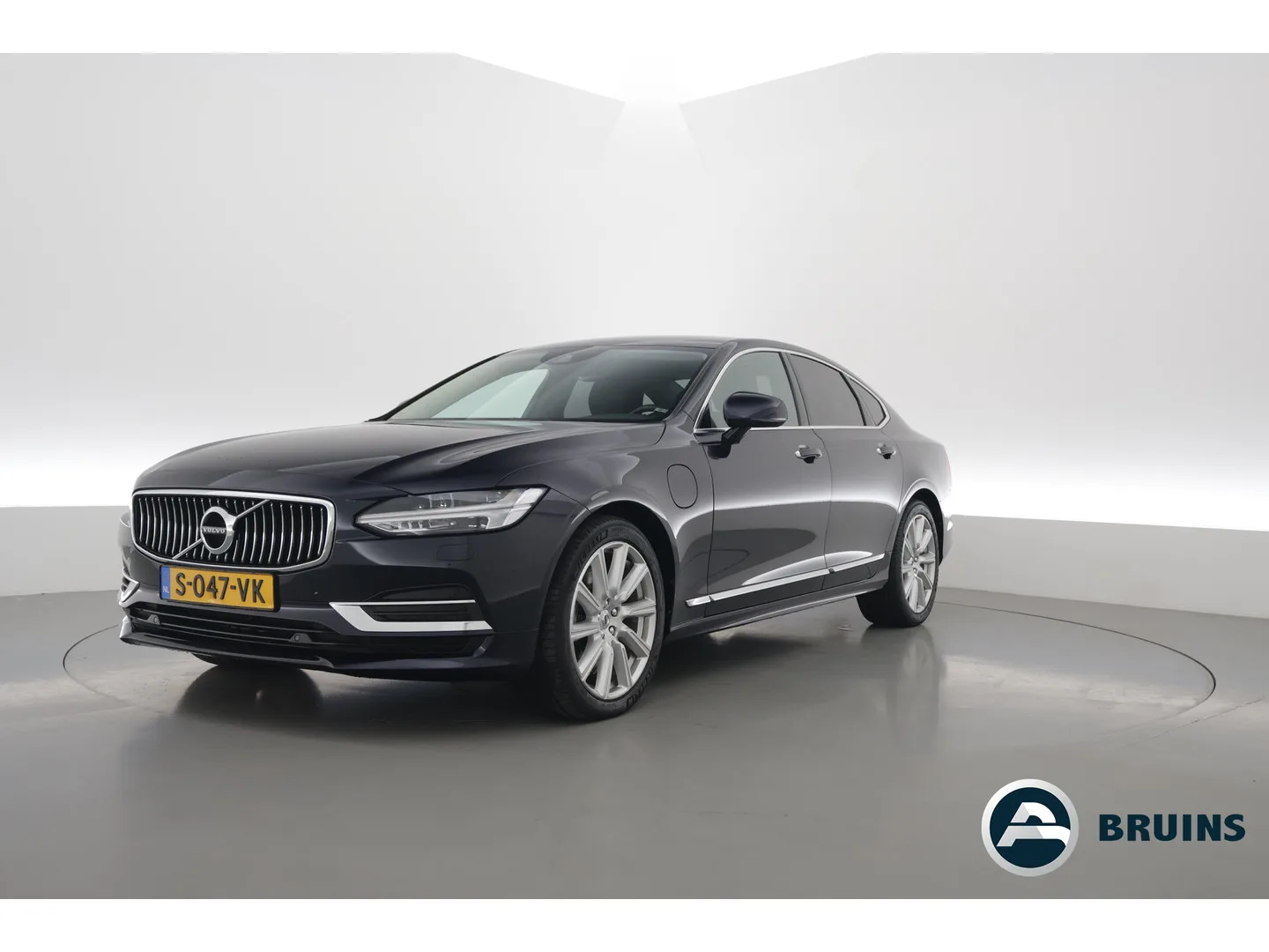 Volvo S90 (2018) — foto 1