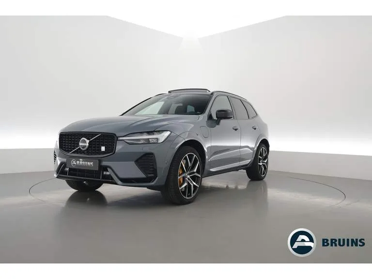 Volvo XC60 (2023) — foto 1