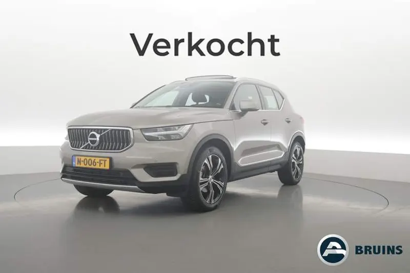 Volvo XC40 (2021)