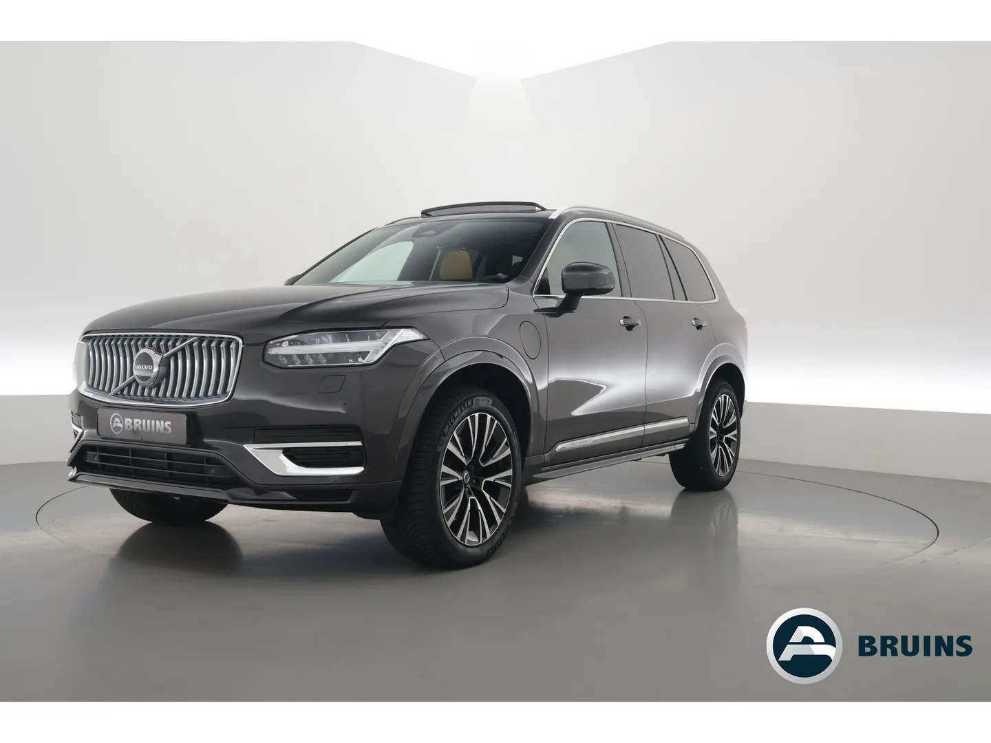 Volvo XC90 (2022) — foto 1
