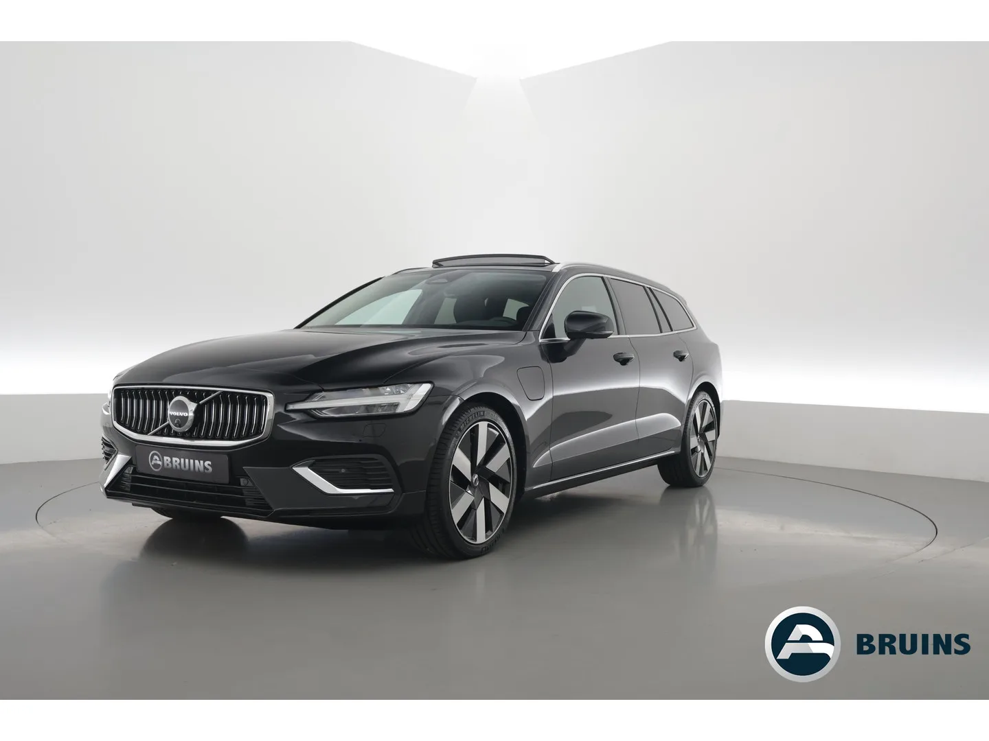 Volvo V60 (2025) — foto 1