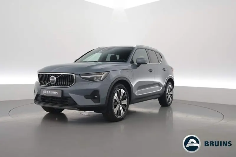 Volvo XC40 (2022)