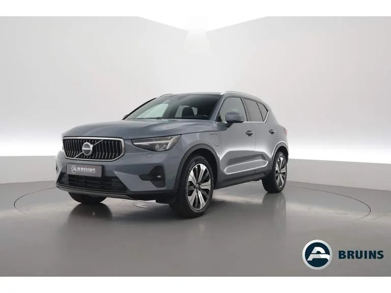 Volvo XC40 (2022) — foto 1