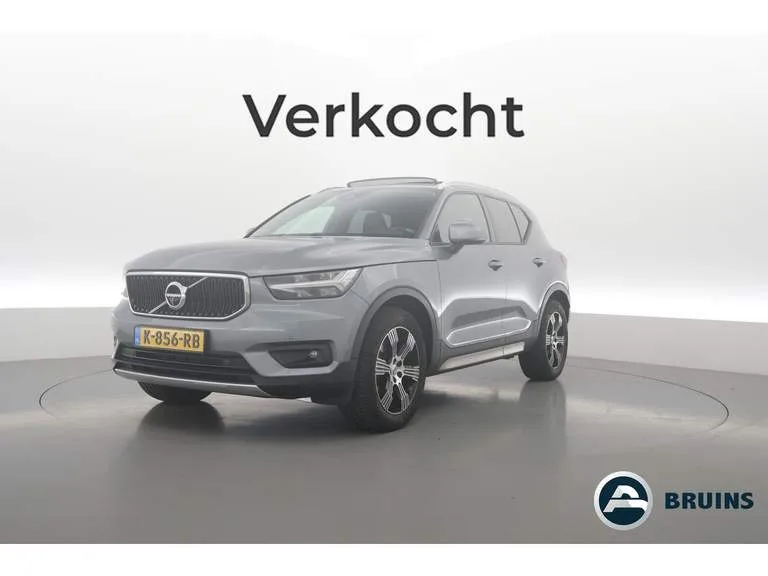 Volvo XC40 (2018) — foto 1