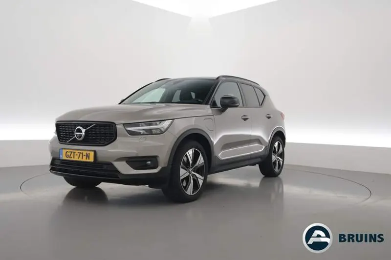 Volvo XC40 (2021)