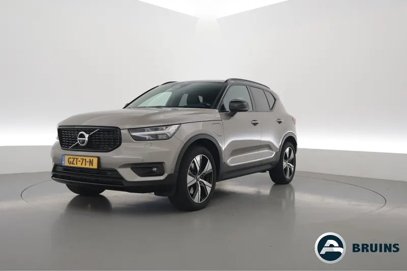 Volvo XC40 (2021)