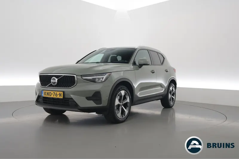 Volvo XC40 (2024)