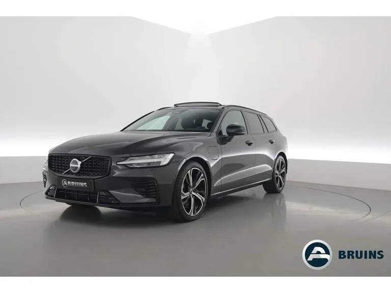 Volvo V60 (2024) — foto 1