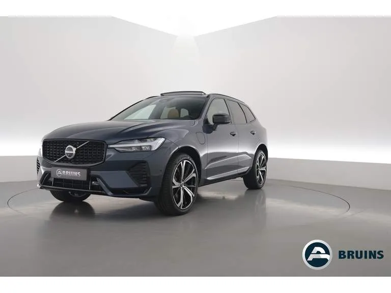 Volvo XC60 (2025) — foto 1