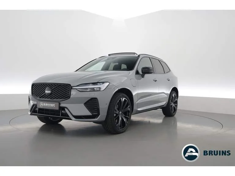 Volvo XC60 (2025) — foto 1