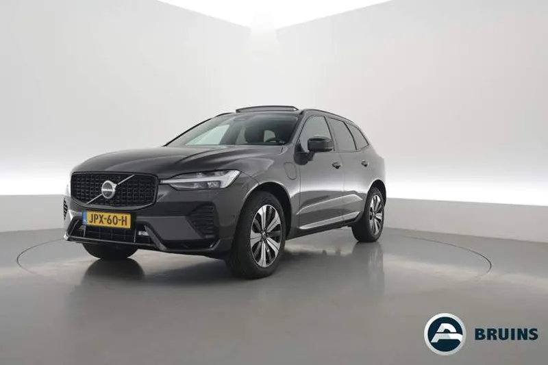 Volvo XC60 (2025)
