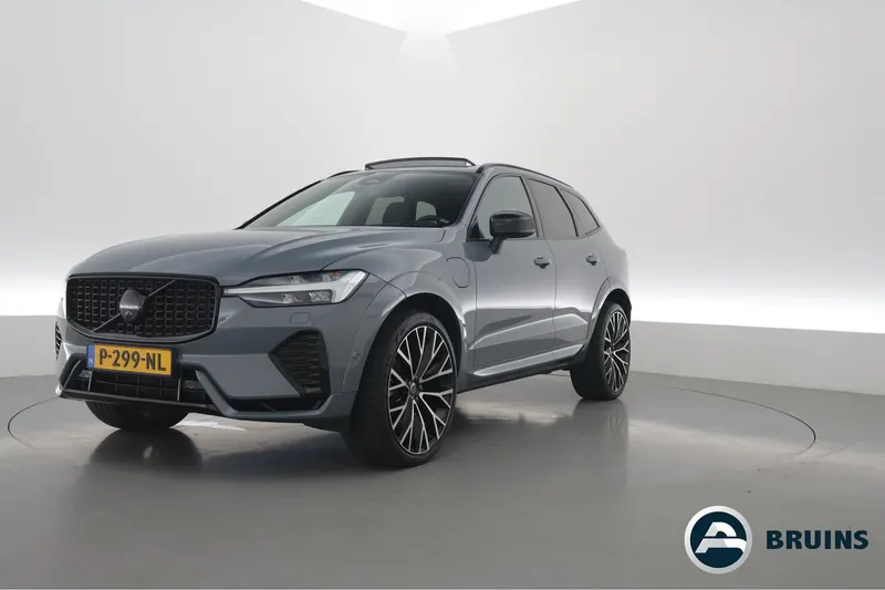 Volvo XC60 (2022)