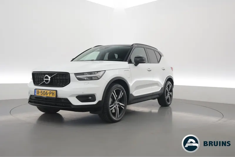 Volvo XC40 (2021)