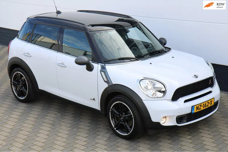 MINI Countryman (2011)