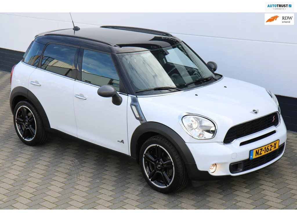 MINI Countryman (2011) — foto 1