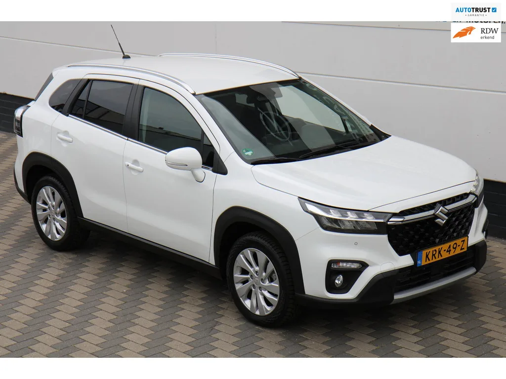 Suzuki S-Cross (2024) — foto 1