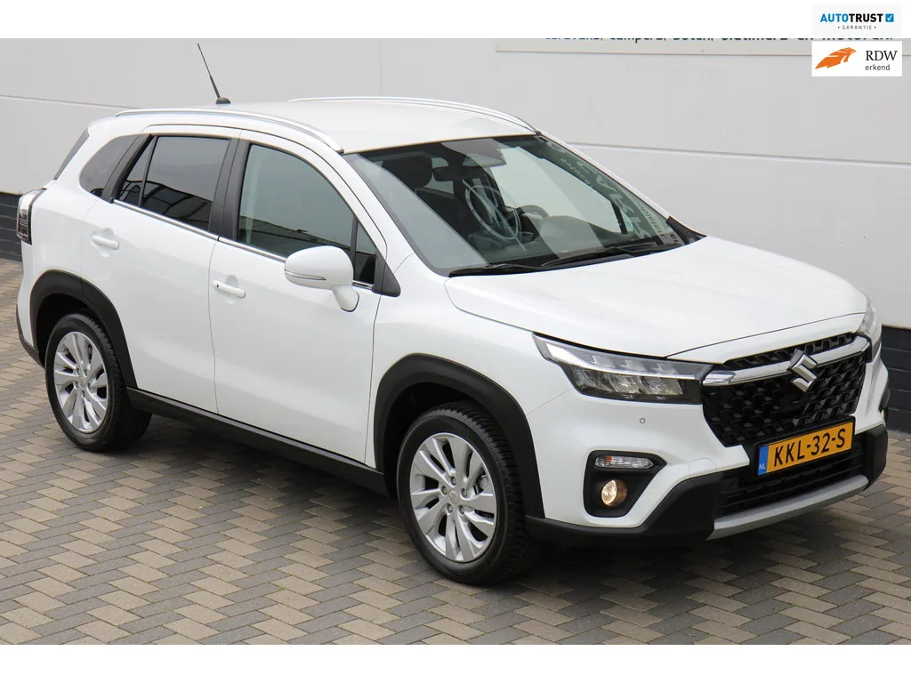 Suzuki S-Cross (2025) — foto 1
