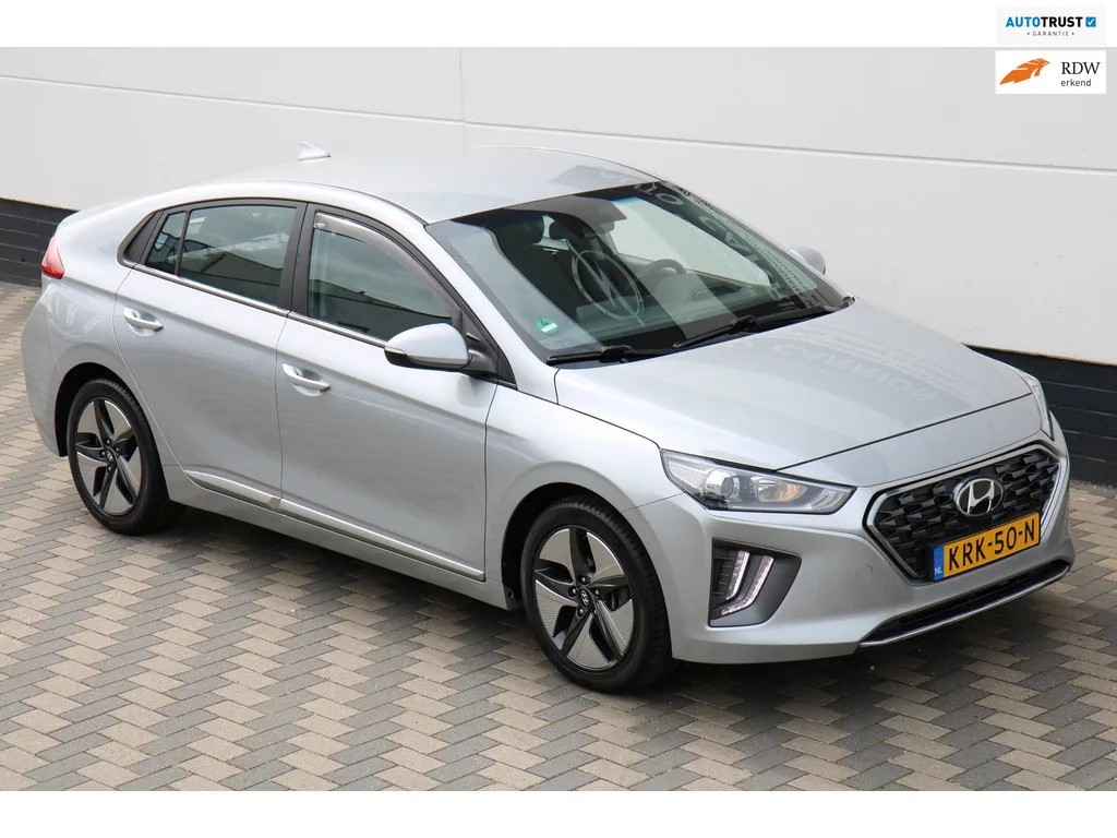 Hyundai Ioniq (2022) — foto 1
