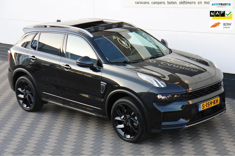 Lynk & Co 01 (2023)