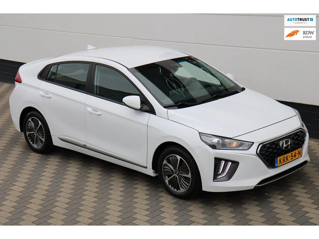 Hyundai Ioniq (2022) — foto 1