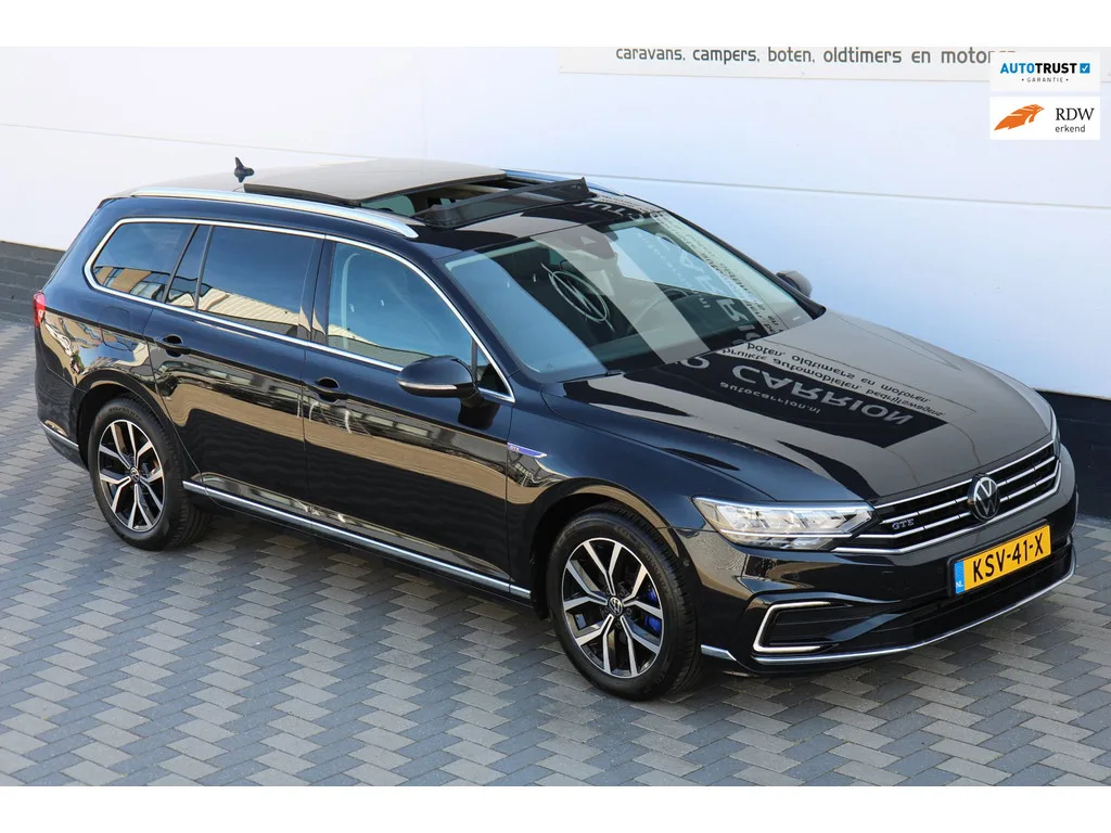 Volkswagen Passat (2021) — foto 1