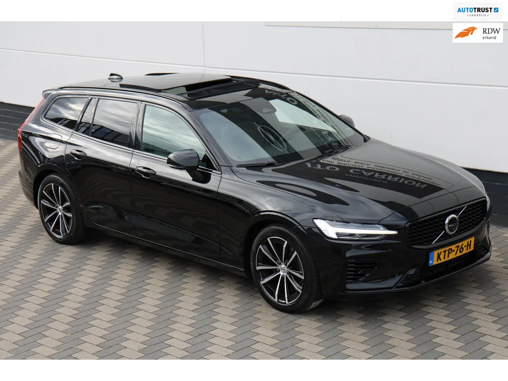 Volvo V60 (2022) — foto 1