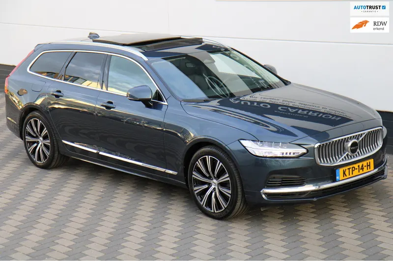 Volvo V90 (2023)