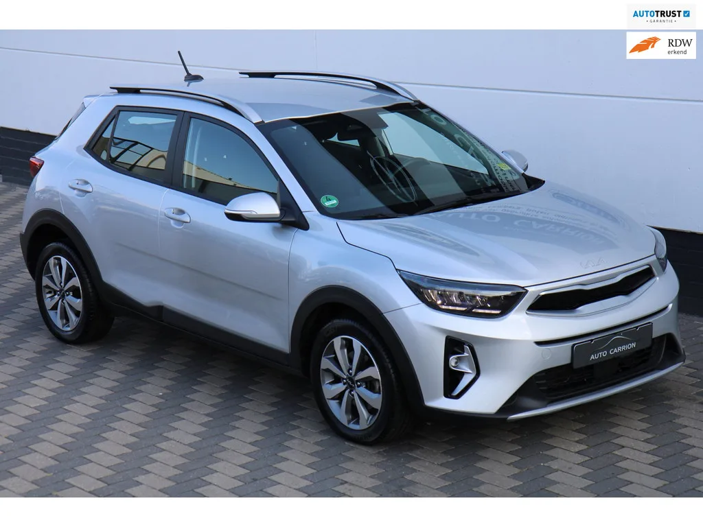 Kia Stonic (2023) — foto 1