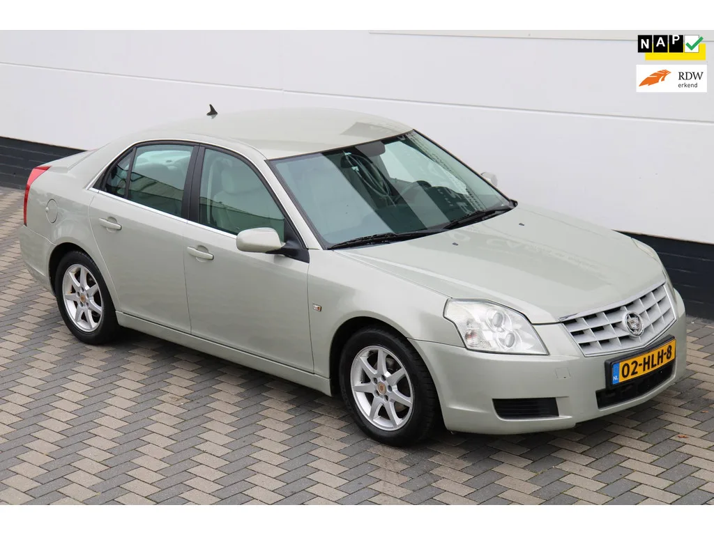 Cadillac BLS (2009) — foto 1