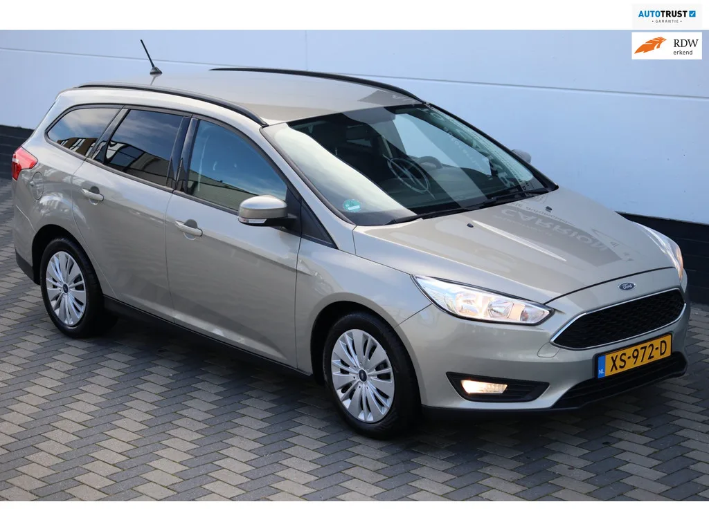 Ford Focus (2018) — foto 1