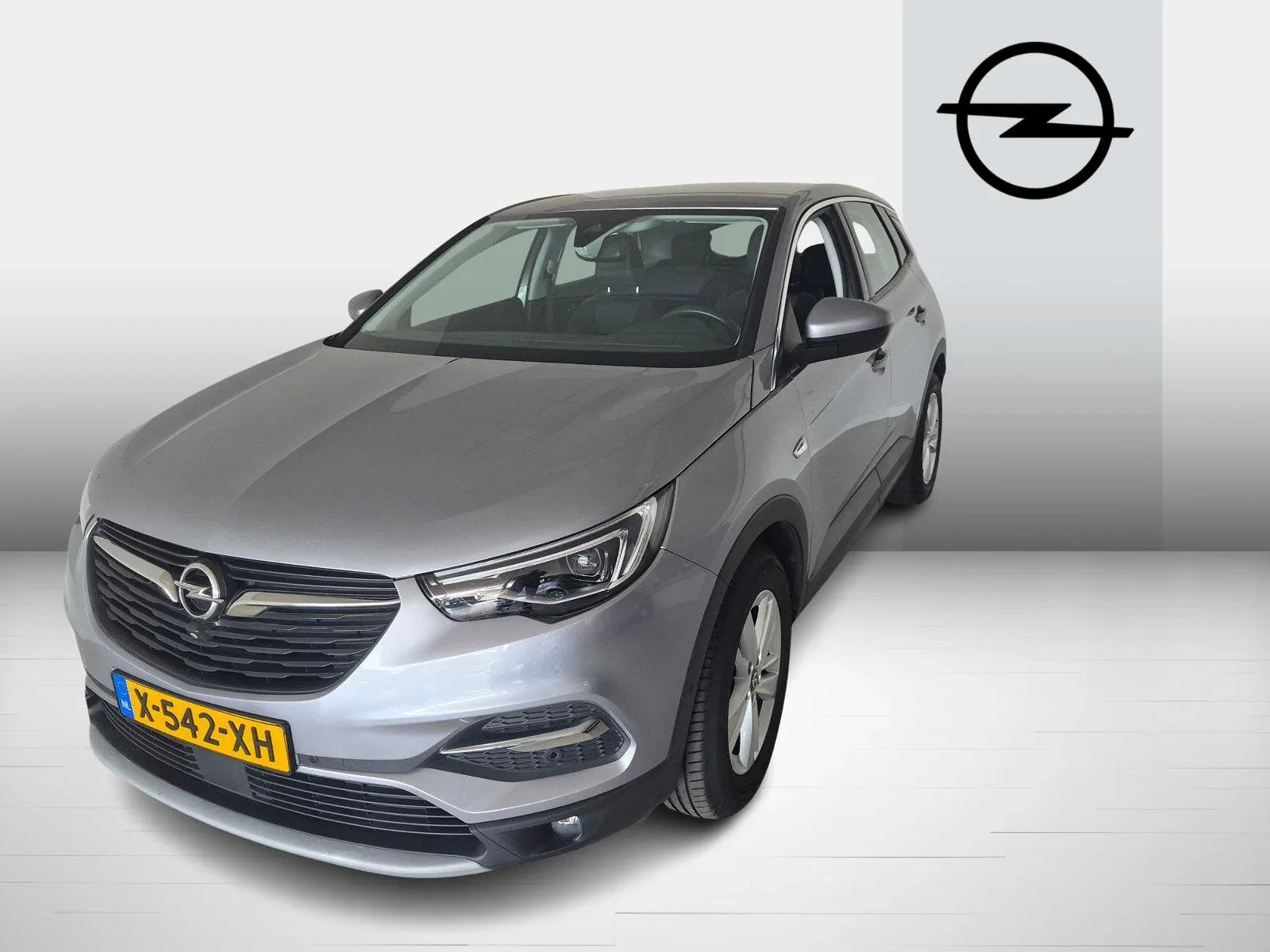 Opel Grandland X (2021) — foto 1