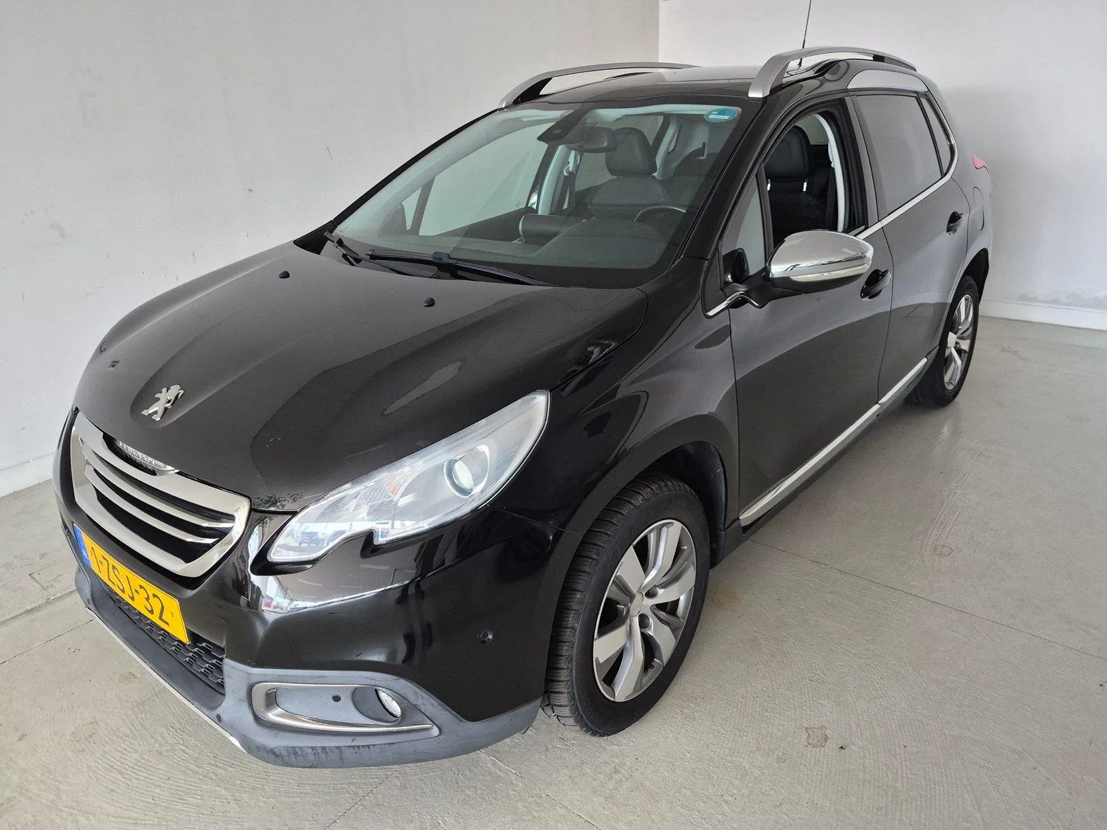 Peugeot 2008 (2015) — foto 1