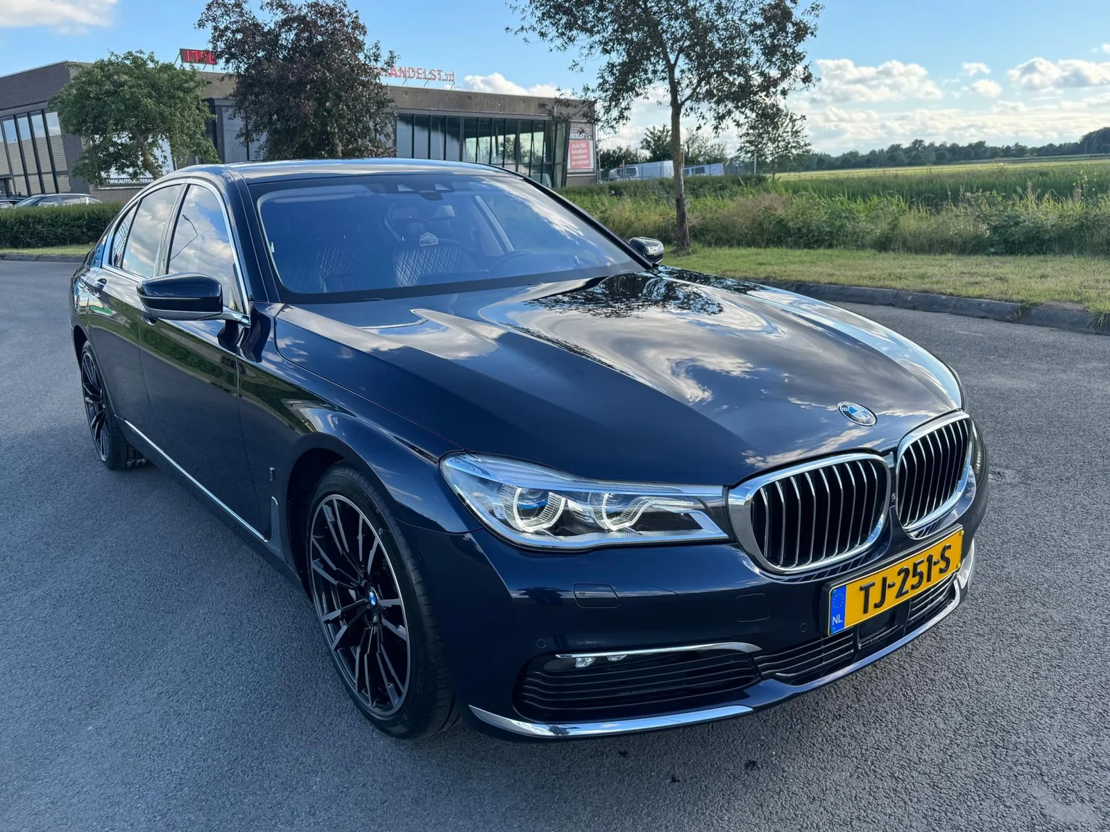 BMW 7-Serie (2018) — foto 1