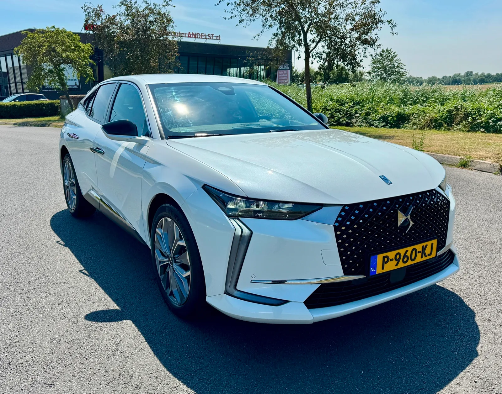 DS 4 (2022) — foto 1