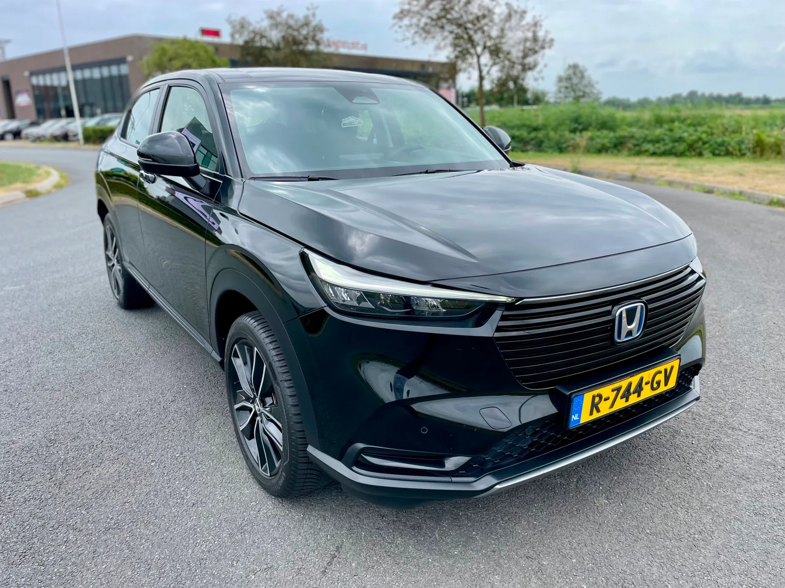 Honda HR-V (2022) — foto 1