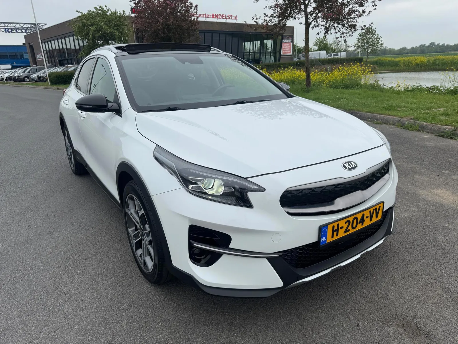 Kia XCeed (2020) — foto 1