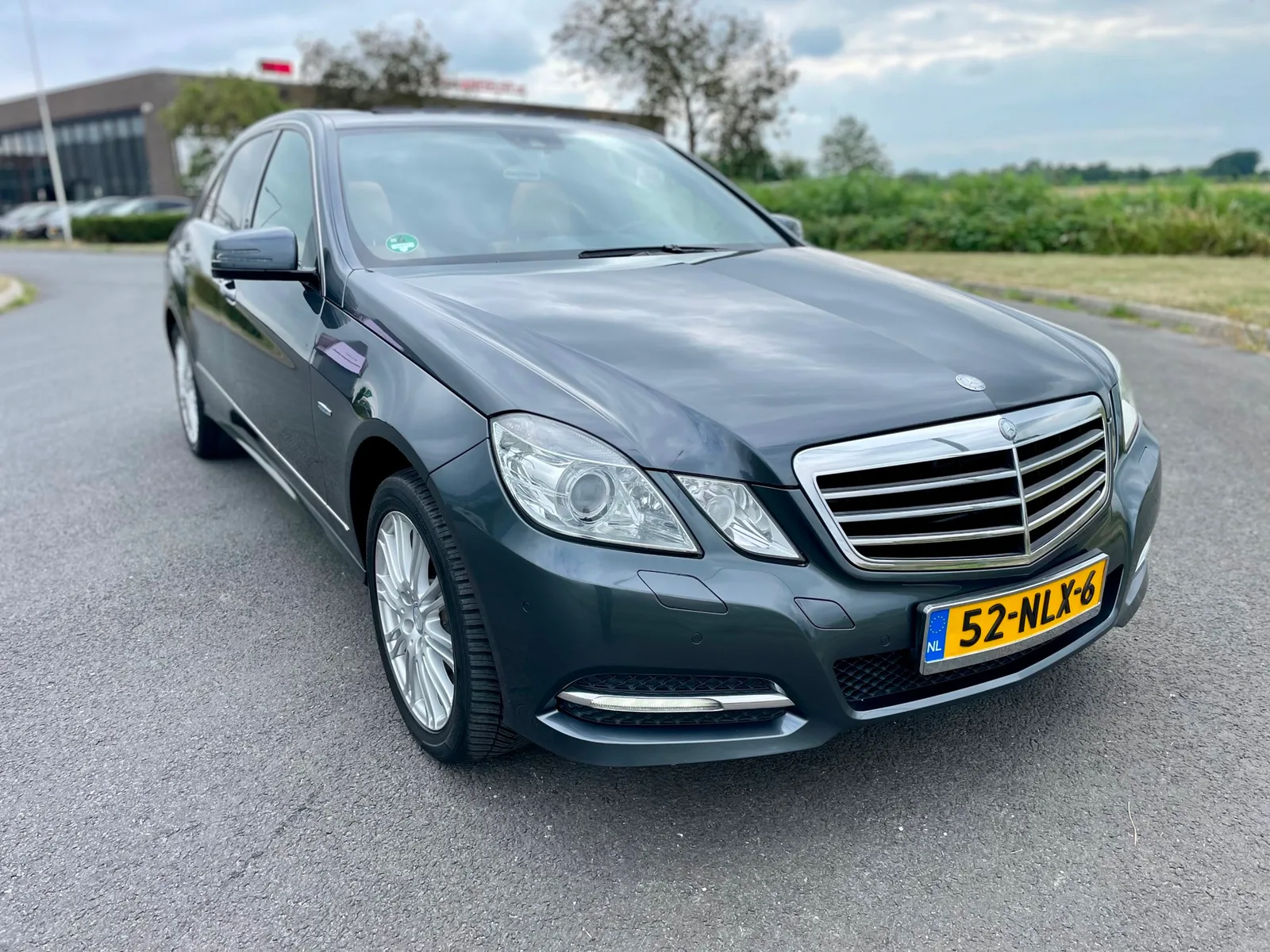 Mercedes-Benz E-Klasse (2010) — foto 1