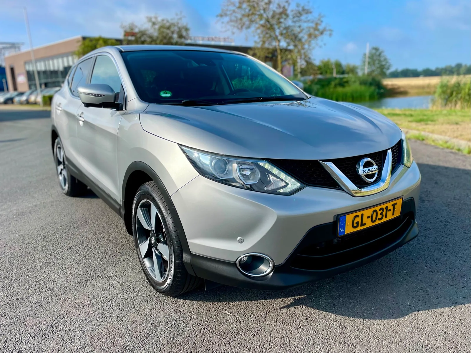Nissan Qashqai (2015) — foto 1