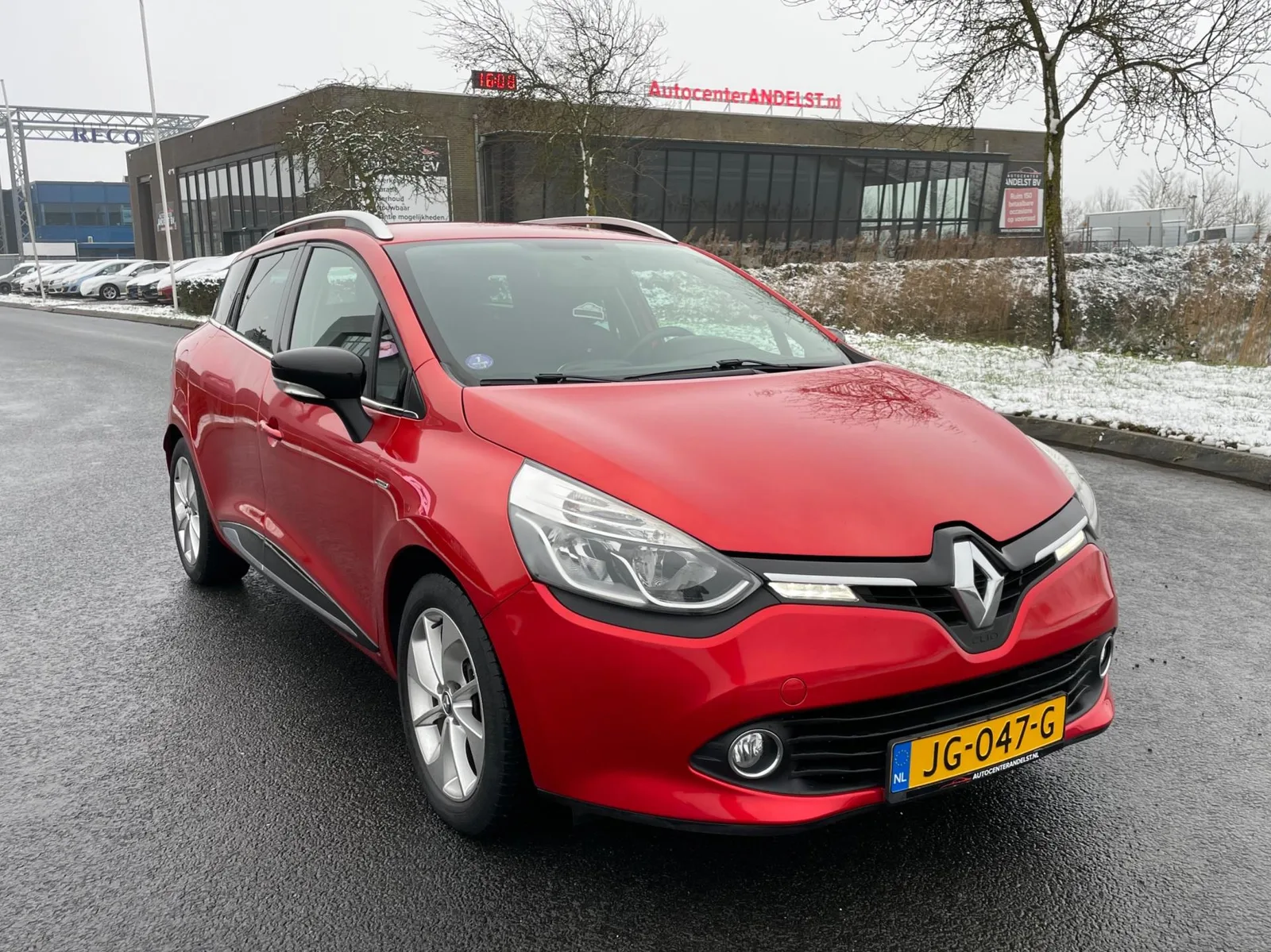 Renault Clio (2016) — foto 1