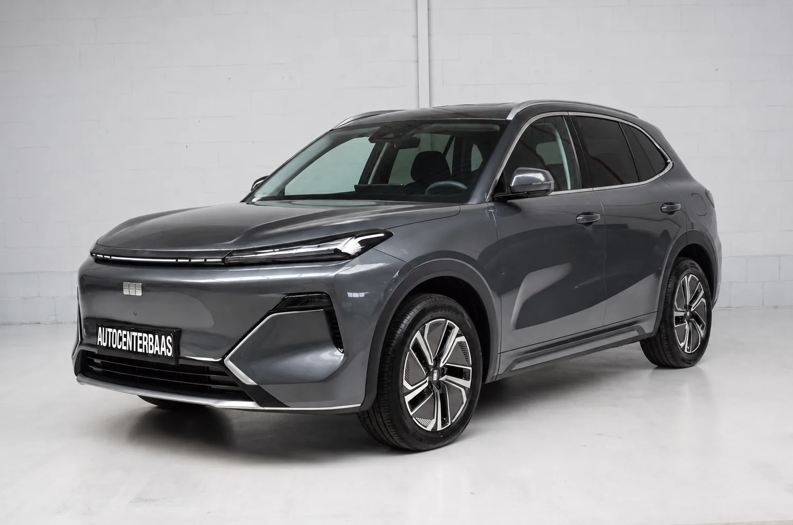 Geely Starray EM-i (2026) — foto 1