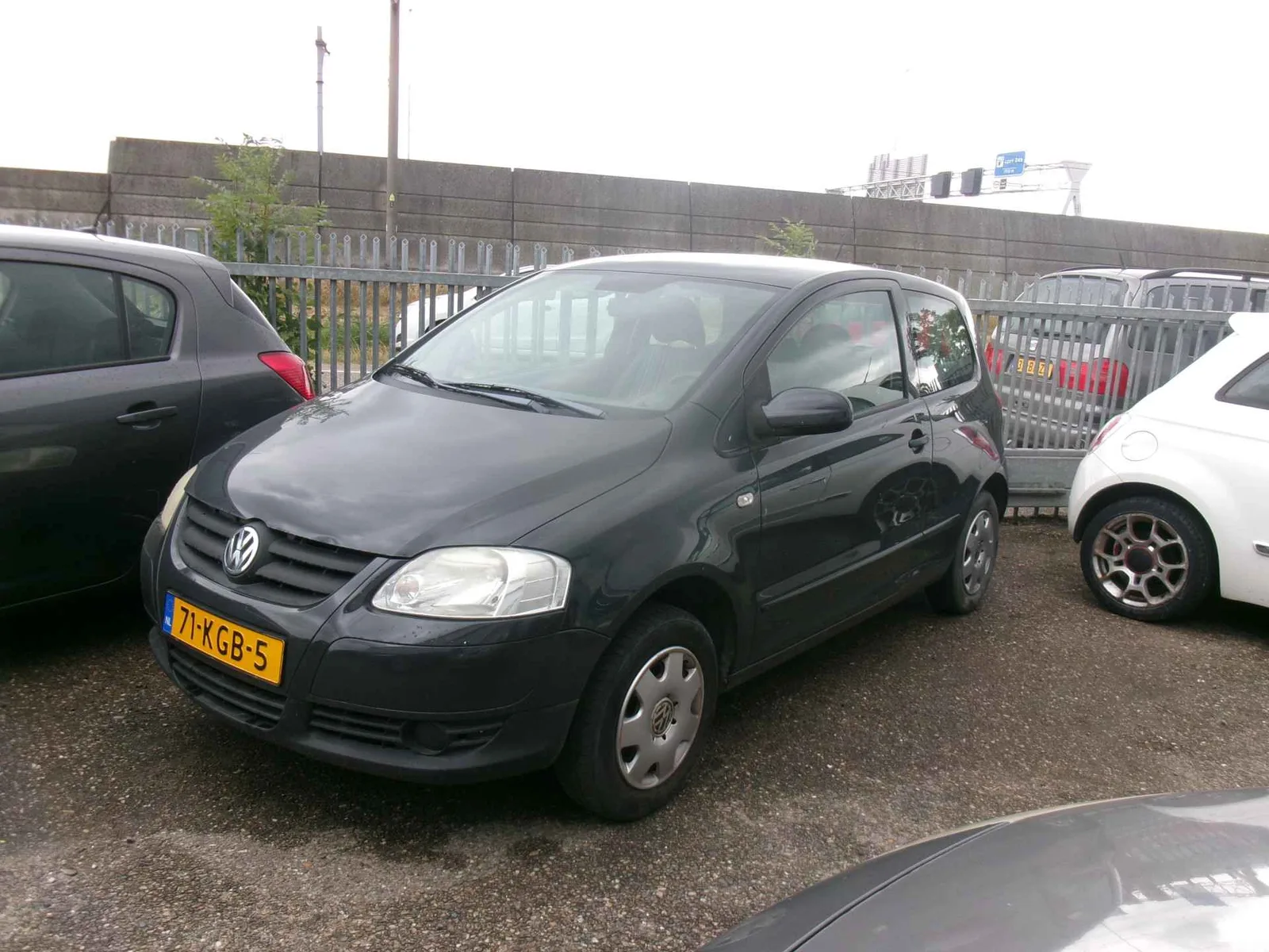Volkswagen Fox (2009) — foto 1