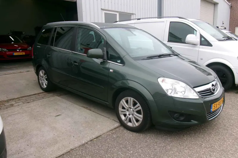 Opel Zafira (2010)