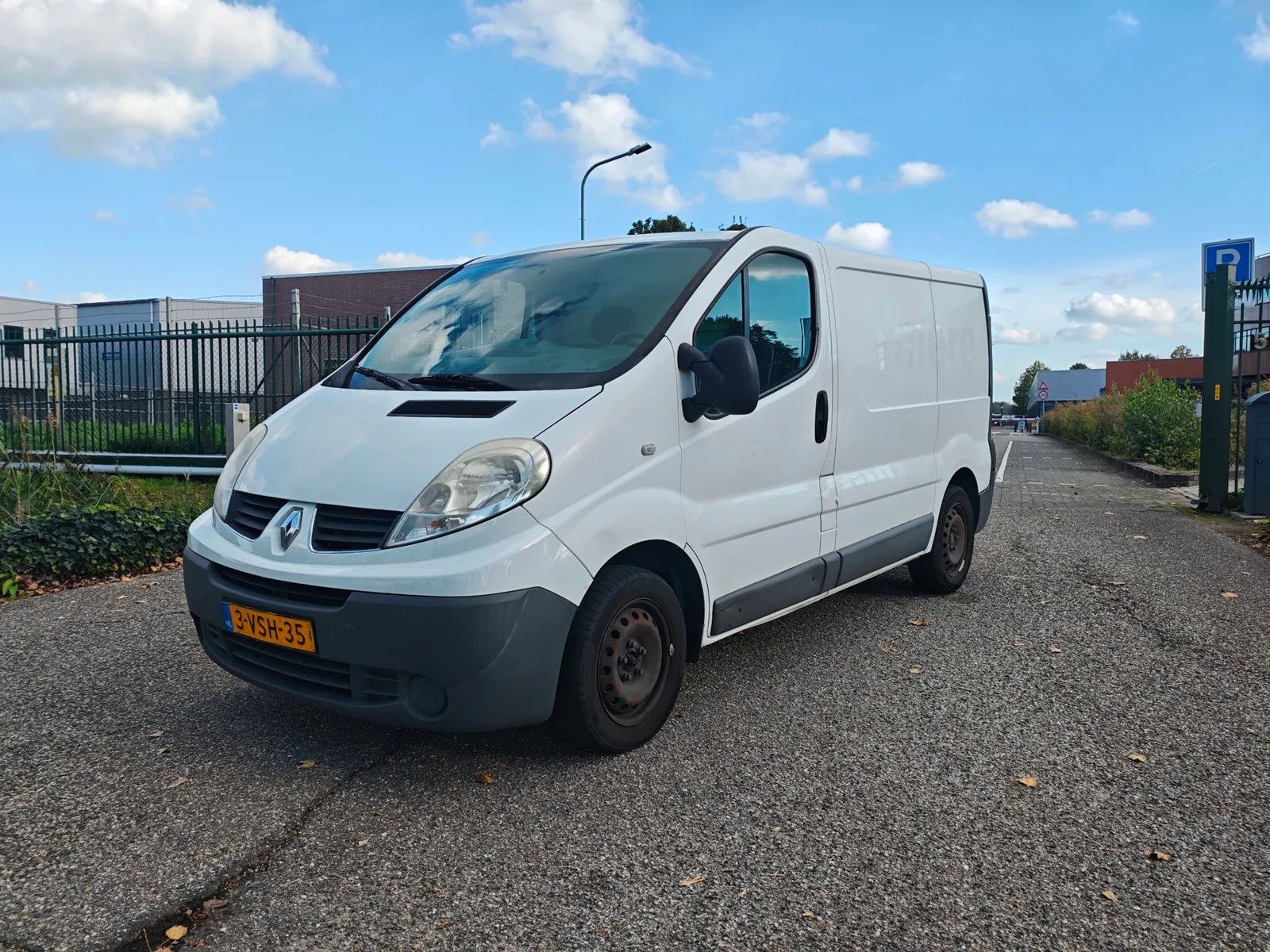 Renault Trafic (2012) — foto 1