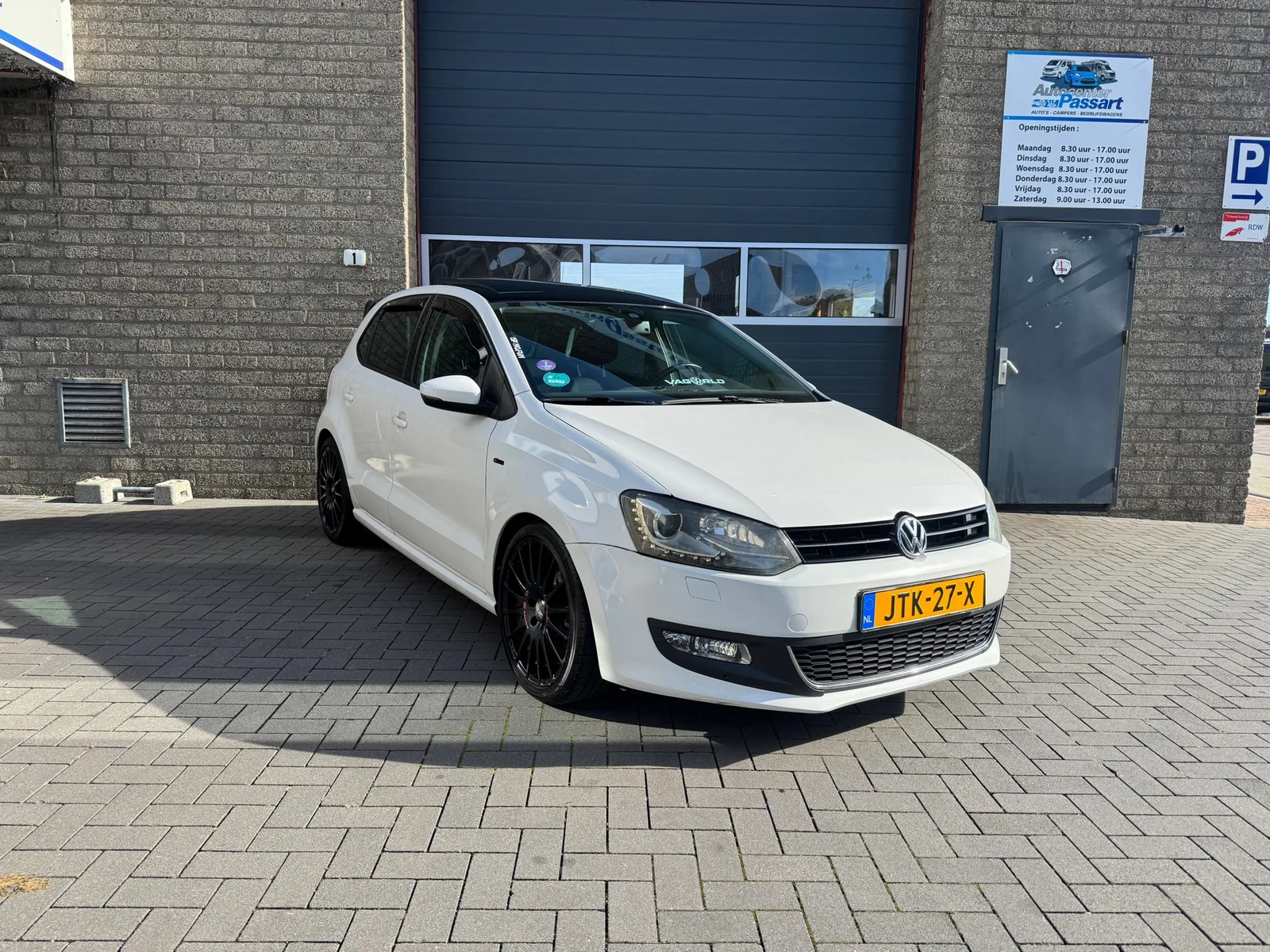 Volkswagen Polo (2014) — foto 1
