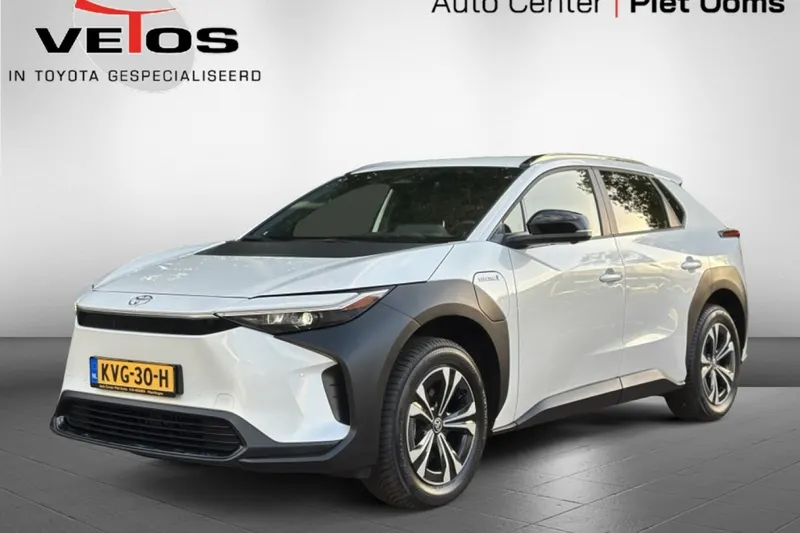 Toyota bZ4X (2023)