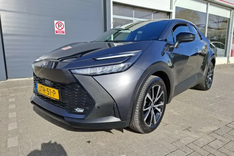 Toyota C-HR (2025)