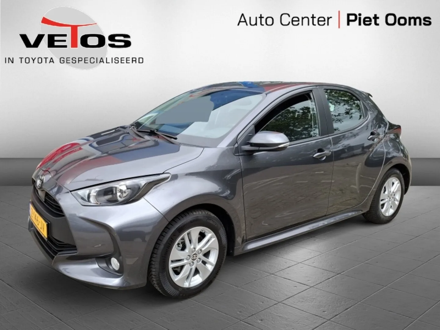 Toyota Yaris (2024) — foto 1