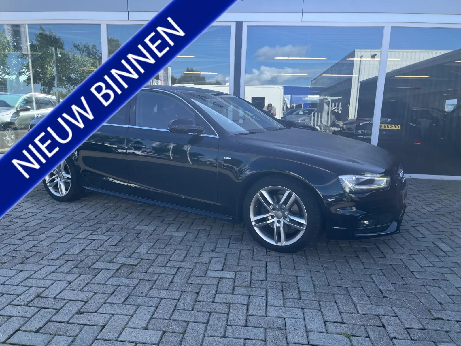 Audi A4 (2015) — foto 1