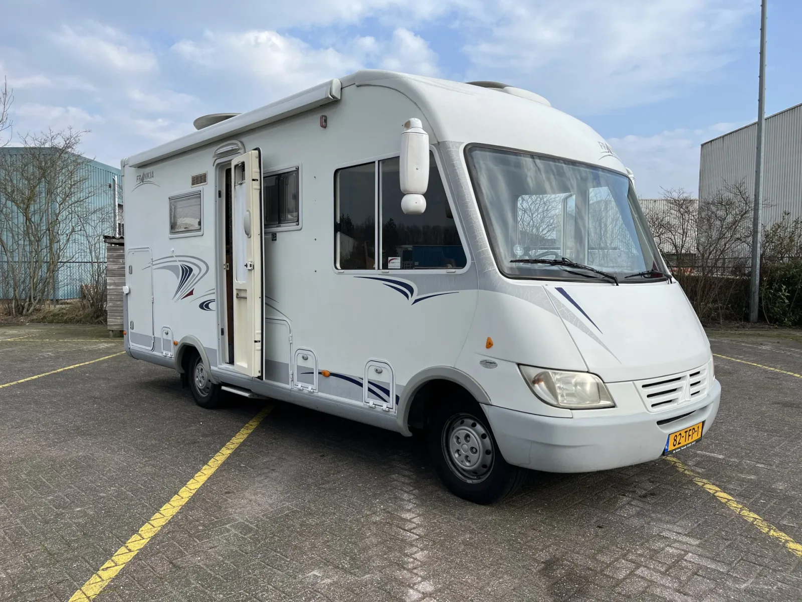 Frankia 600 (2005) — foto 1